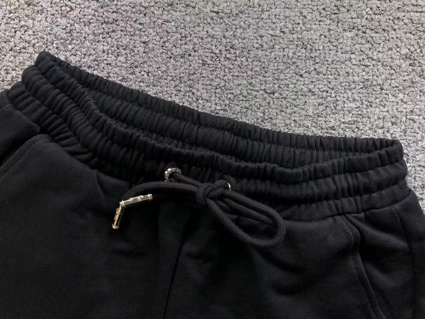 Torn Fabric Cross Black Sweatshorts™