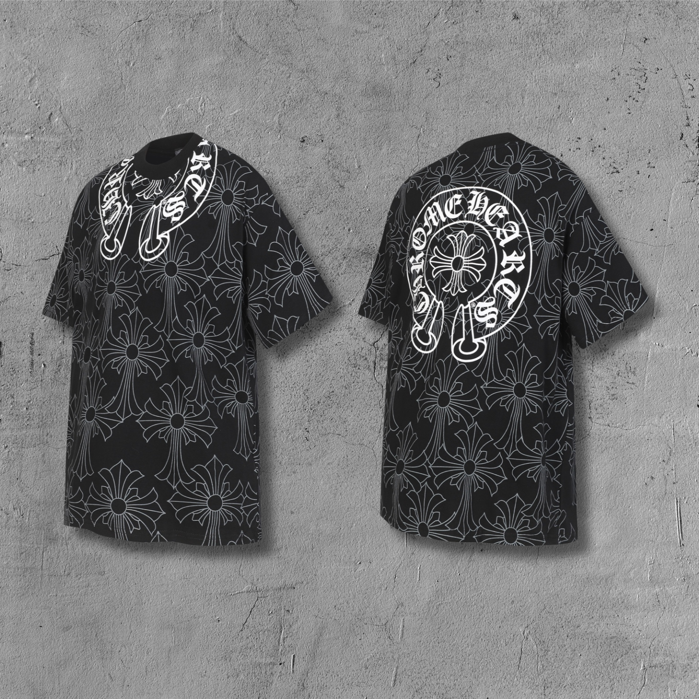Cross Monogram White Horseshoe Collar Black T-Shirt™