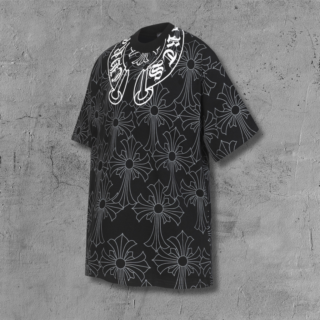 Cross Monogram White Horseshoe Collar Black T-Shirt™