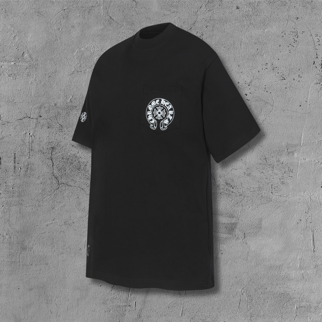 Vertical Multicolor Horseshoe Black T-Shirt™