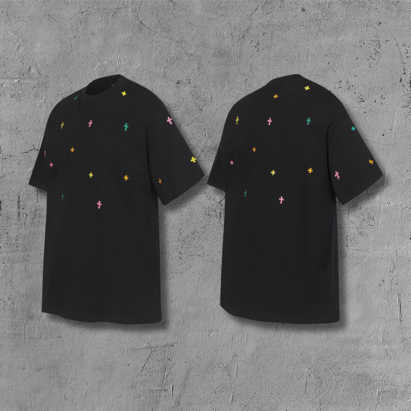 Multicolor Mini Cross Scatter Black T-Shirt™