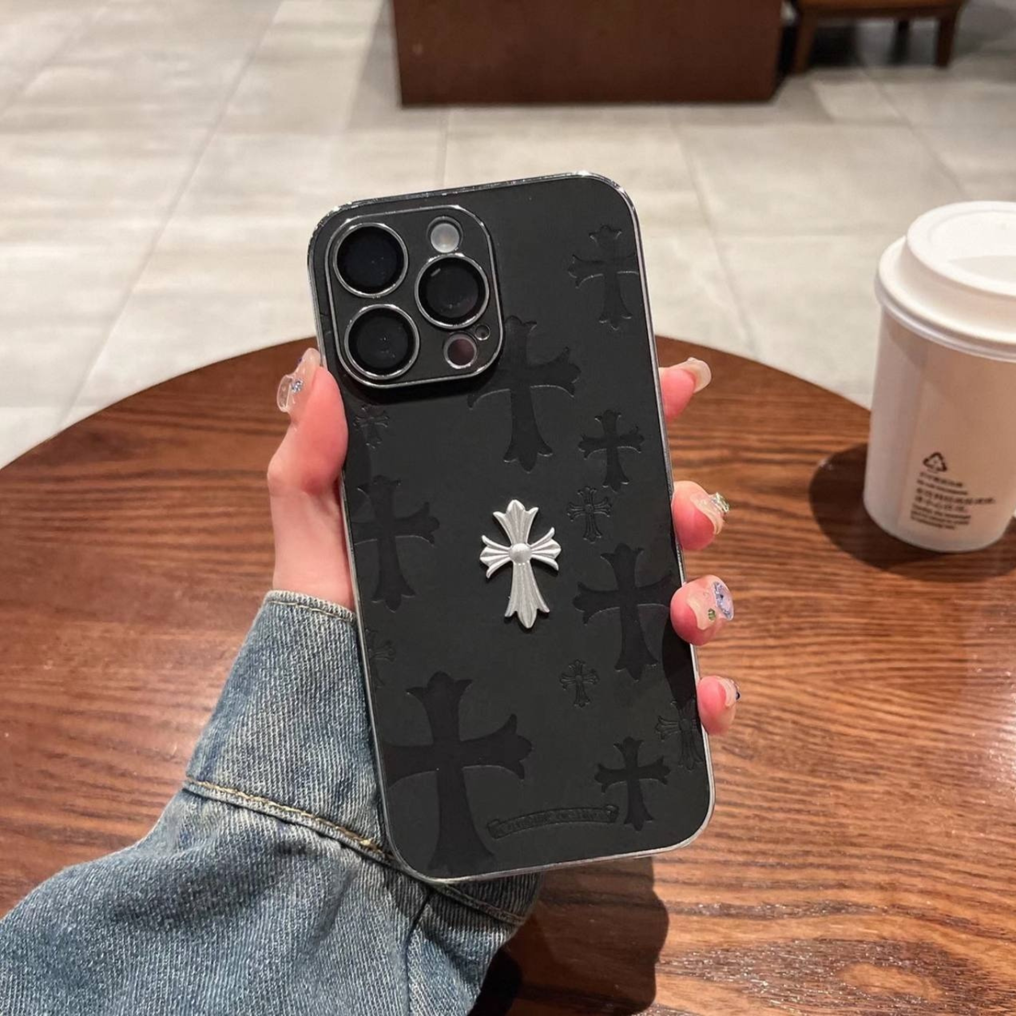 Engraved Crosses Electroplating Leather Case™