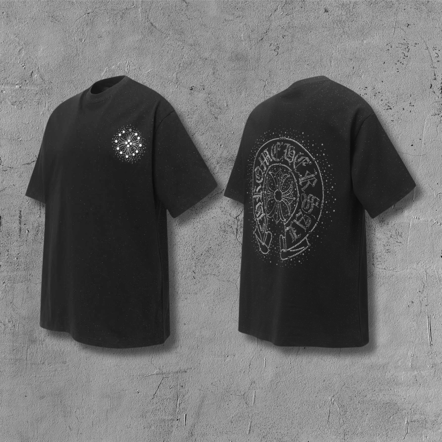 Crystal Studded Horseshoe Black T-Shirt™