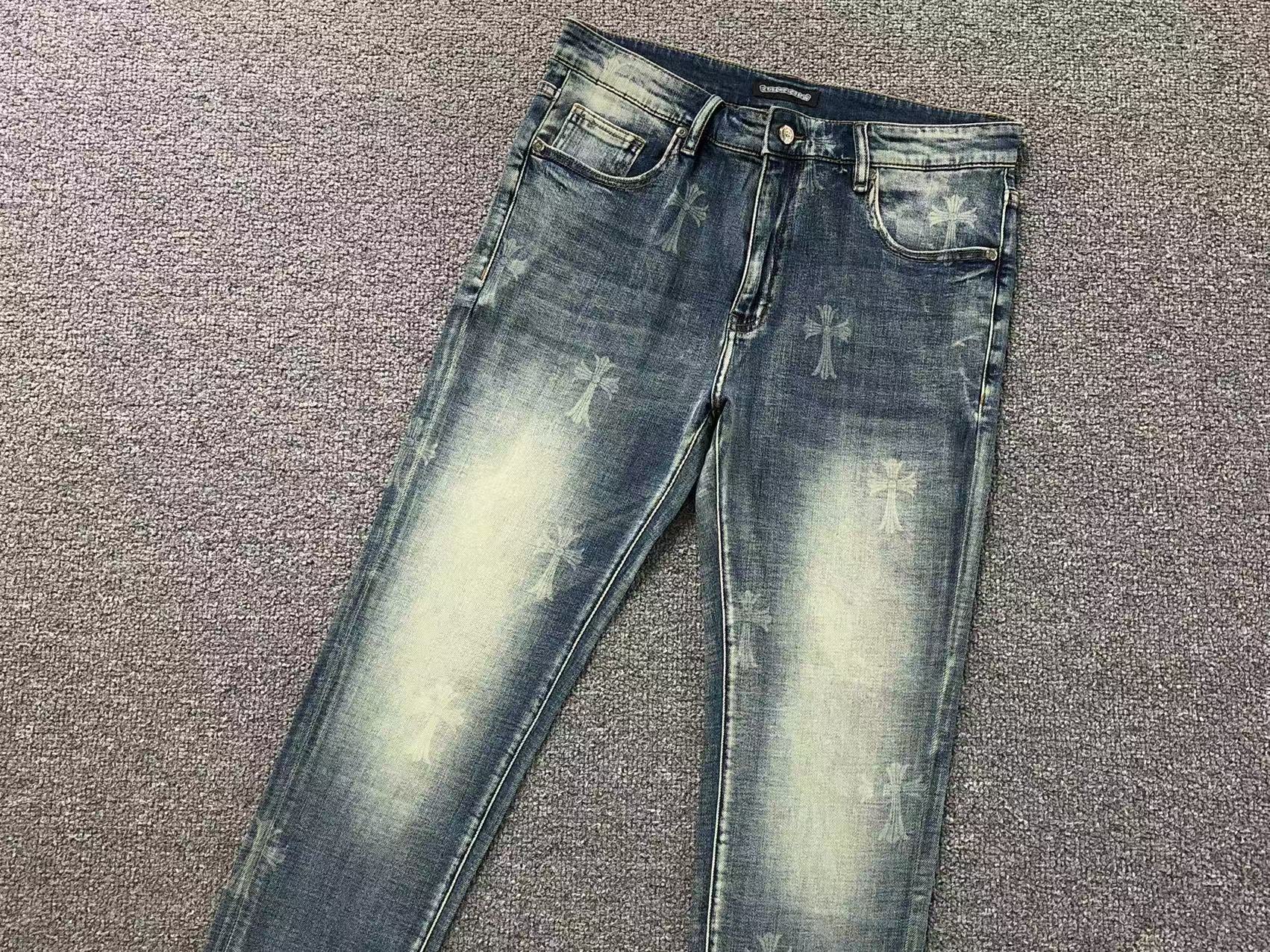 Faded Wash Cross Print Slim Fit Jeans™