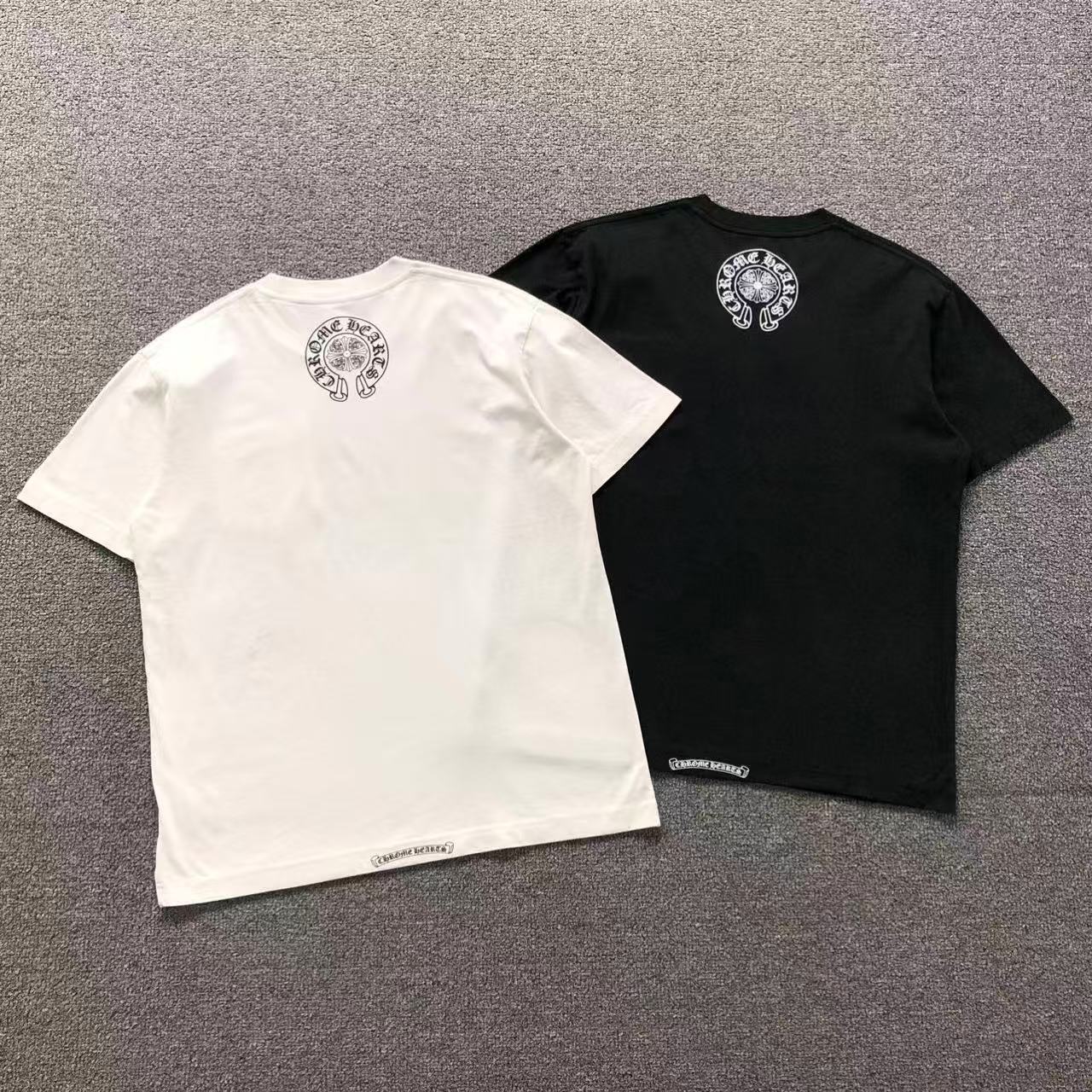 Dagger Crest Pocket White/Black T-Shirt™