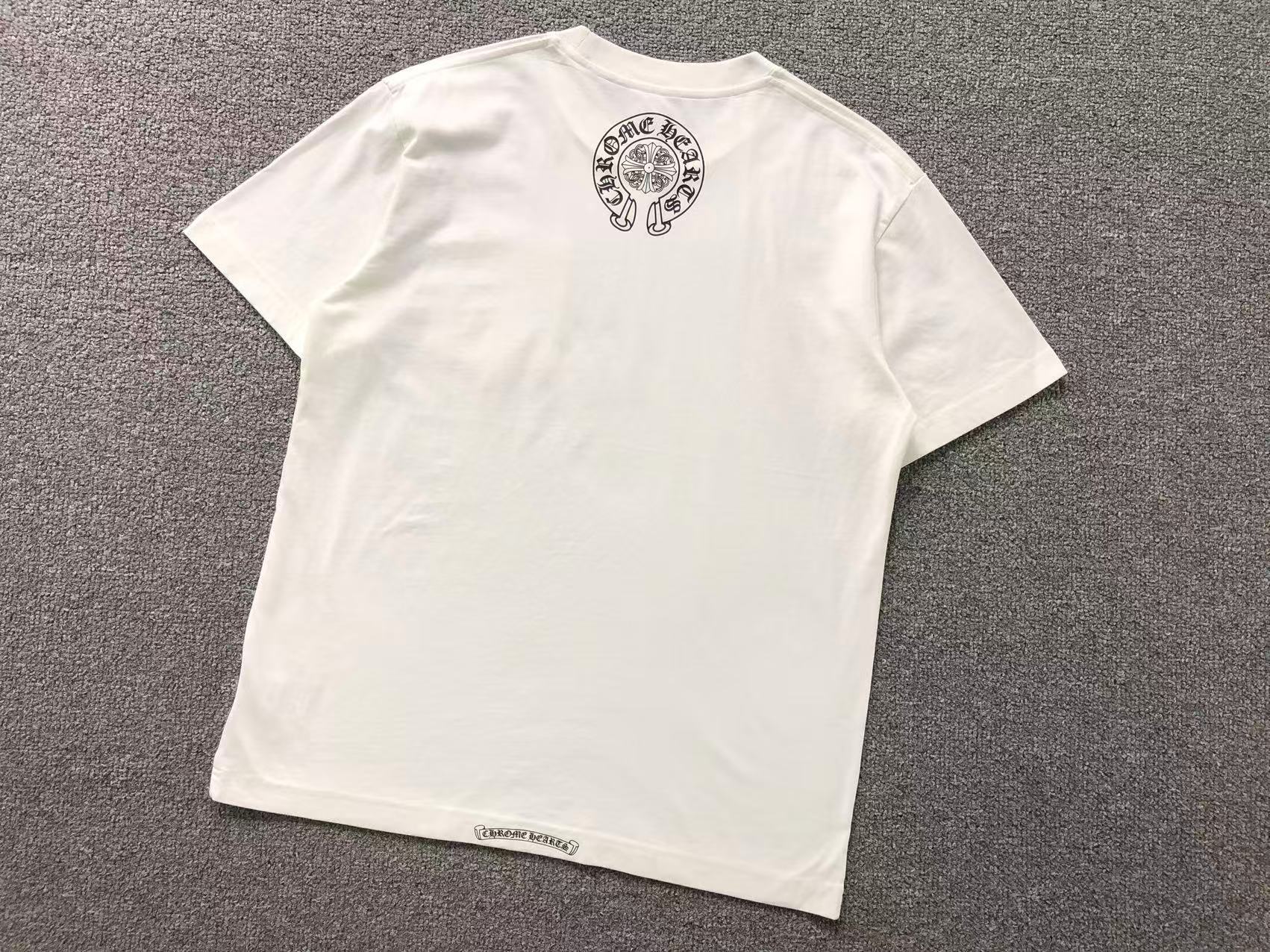 Dagger Crest Pocket White/Black T-Shirt™