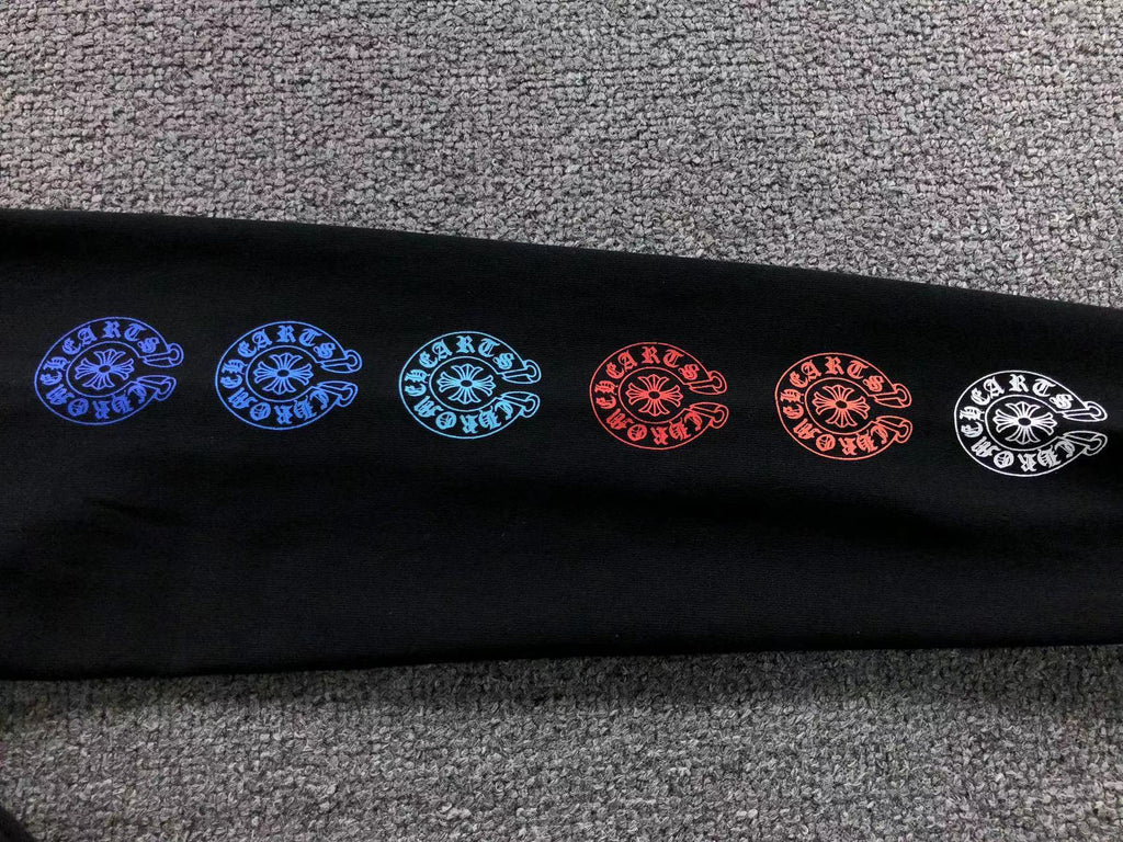 Multicolor Horseshoe Sleeve Black Hoodie™