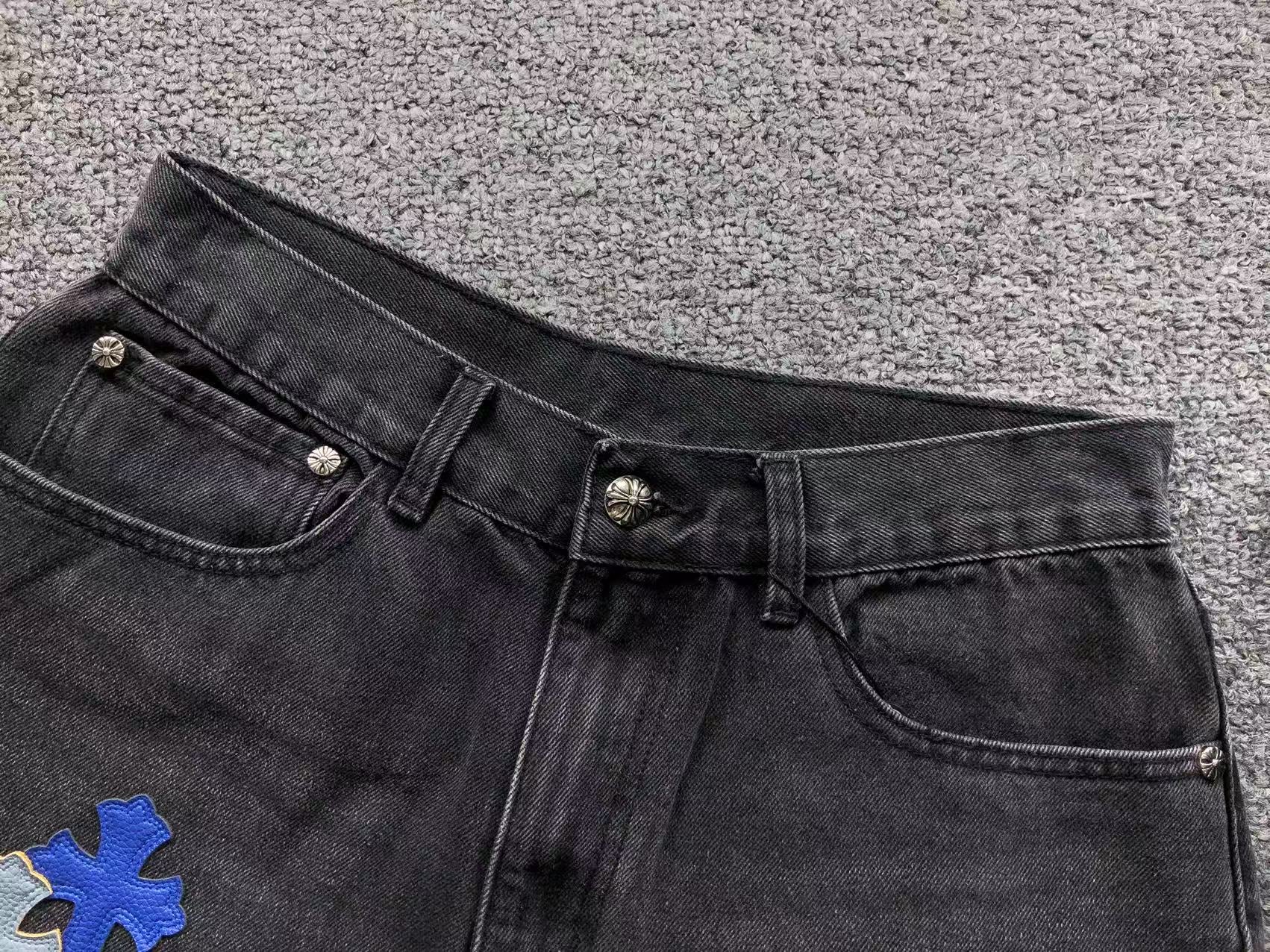 Blue Cross Patch Black Baggy Jeans™