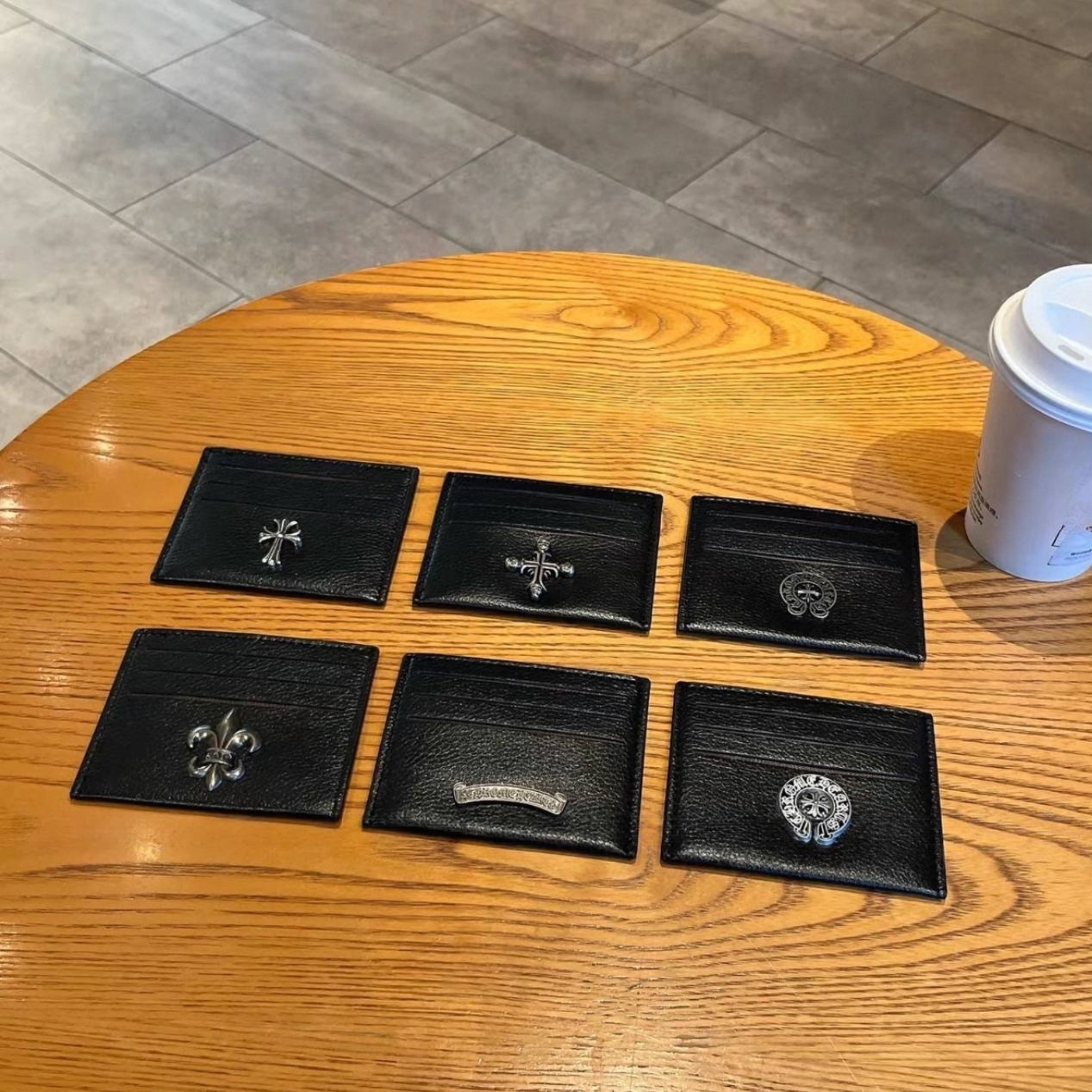 Metallic 3D Symbol Black Leather Card Holder™