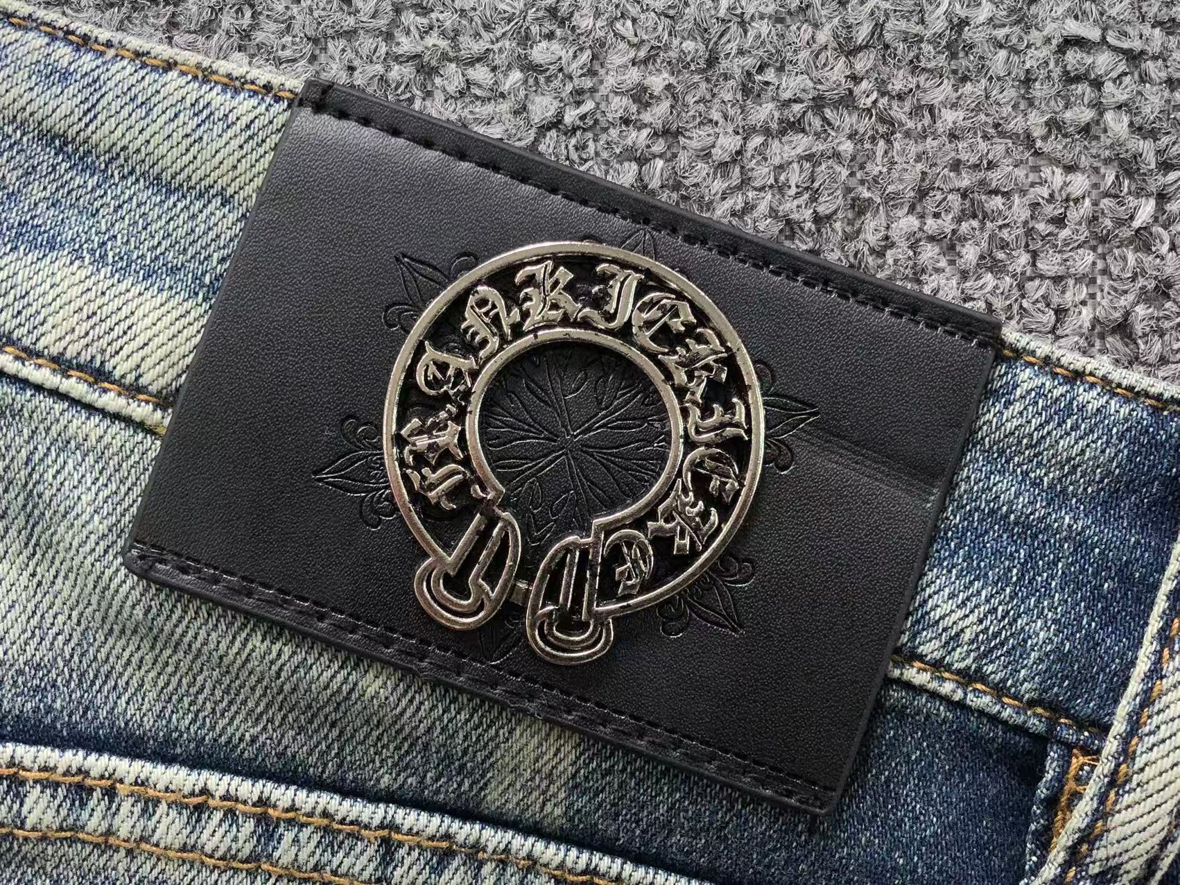 Faded Wash Cross Print Slim Fit Jeans™
