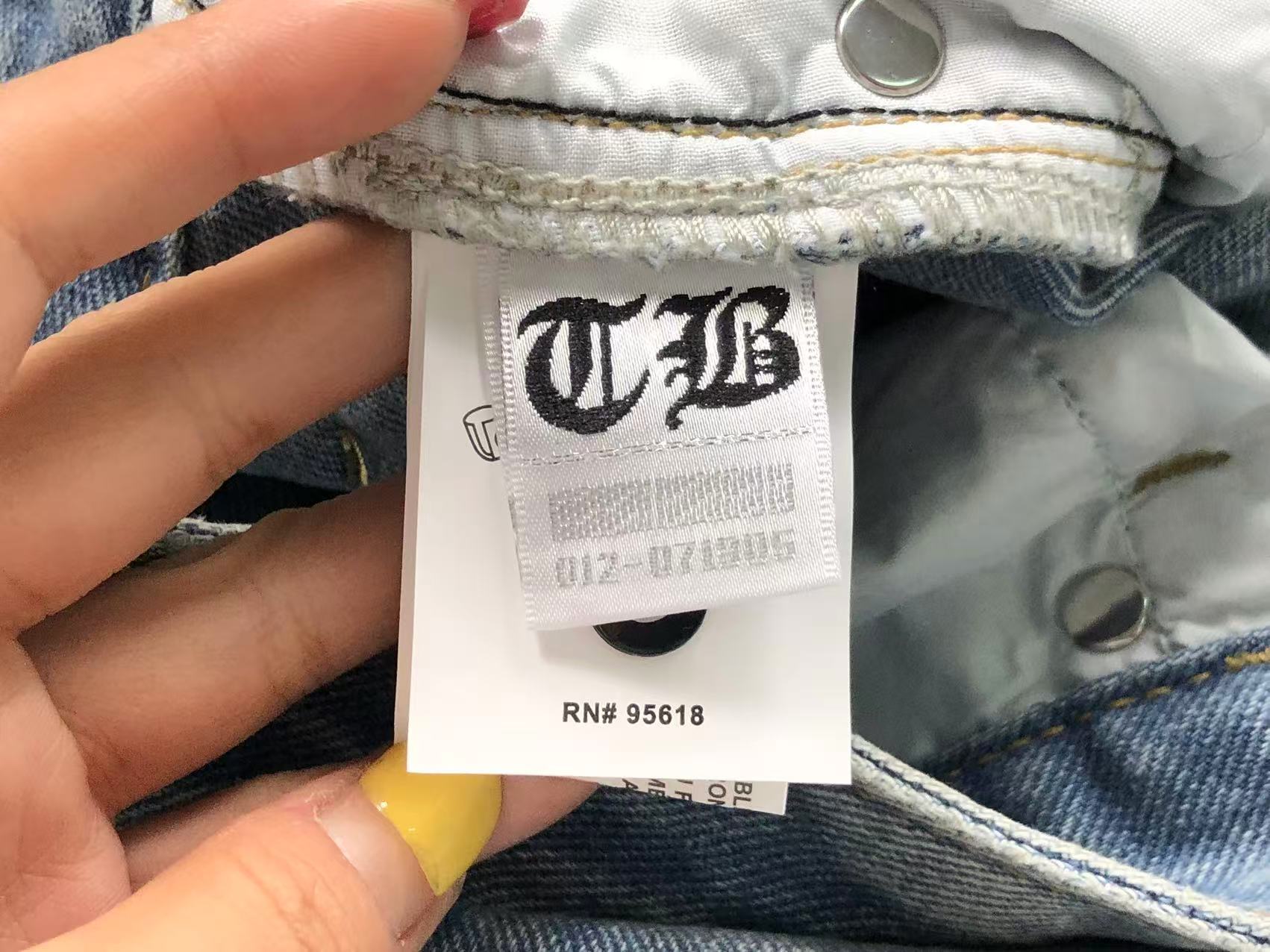 Faded Black Cross Patch Baggy Jeans™