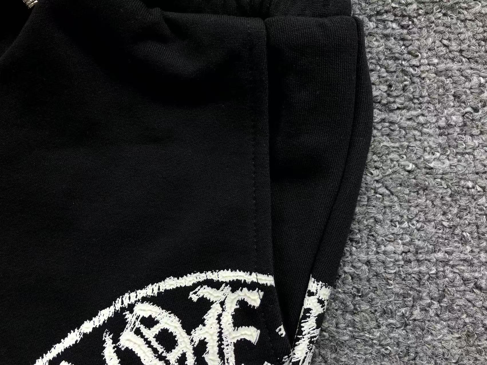 Big Horse Shoe Logo Sweatshorts™