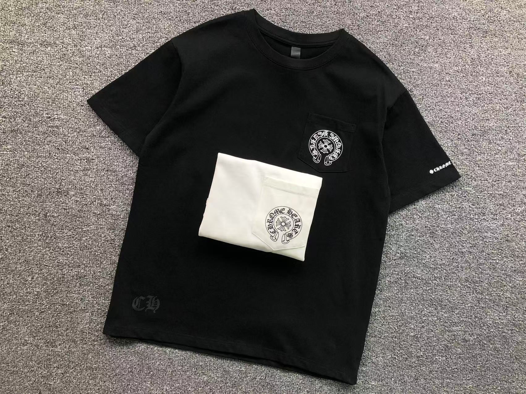 Horseshoe Logo Pocket T-Shirt™