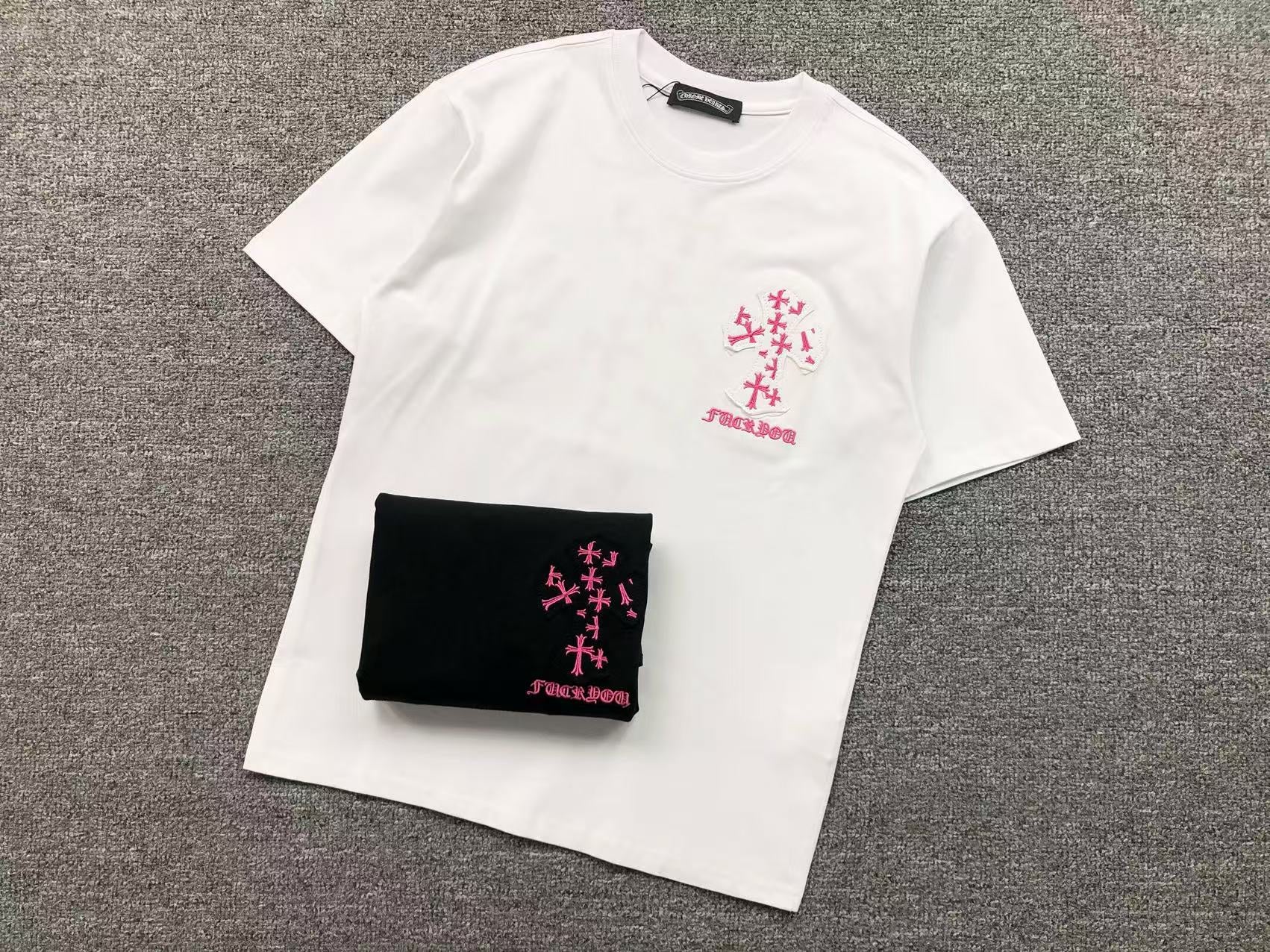 Cross Pattern Cross T-Shirt™