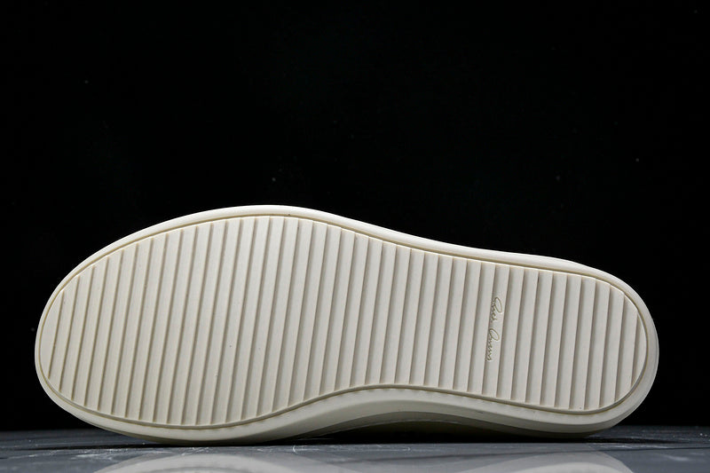 Porterville Jumbo Laced Low "Milk"