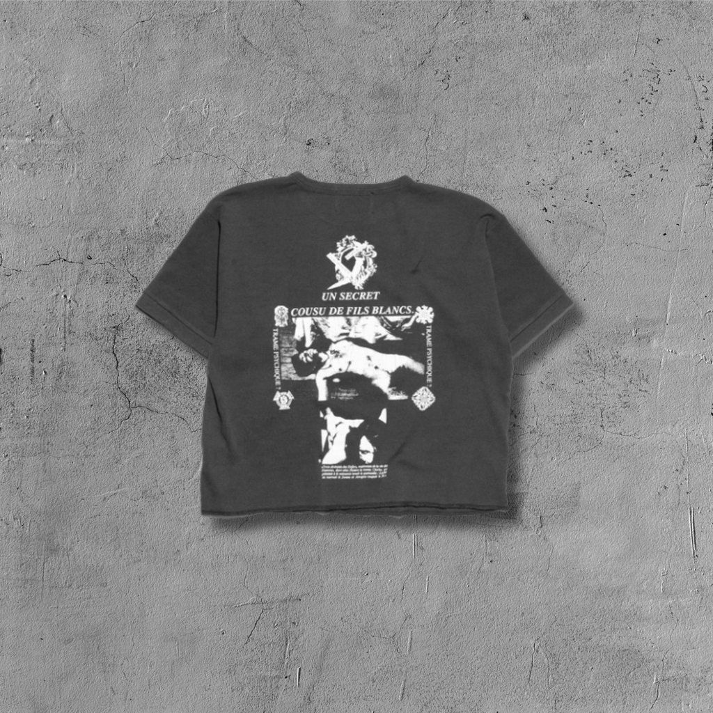 ER* Un Secret Washed Black T-Shirt™