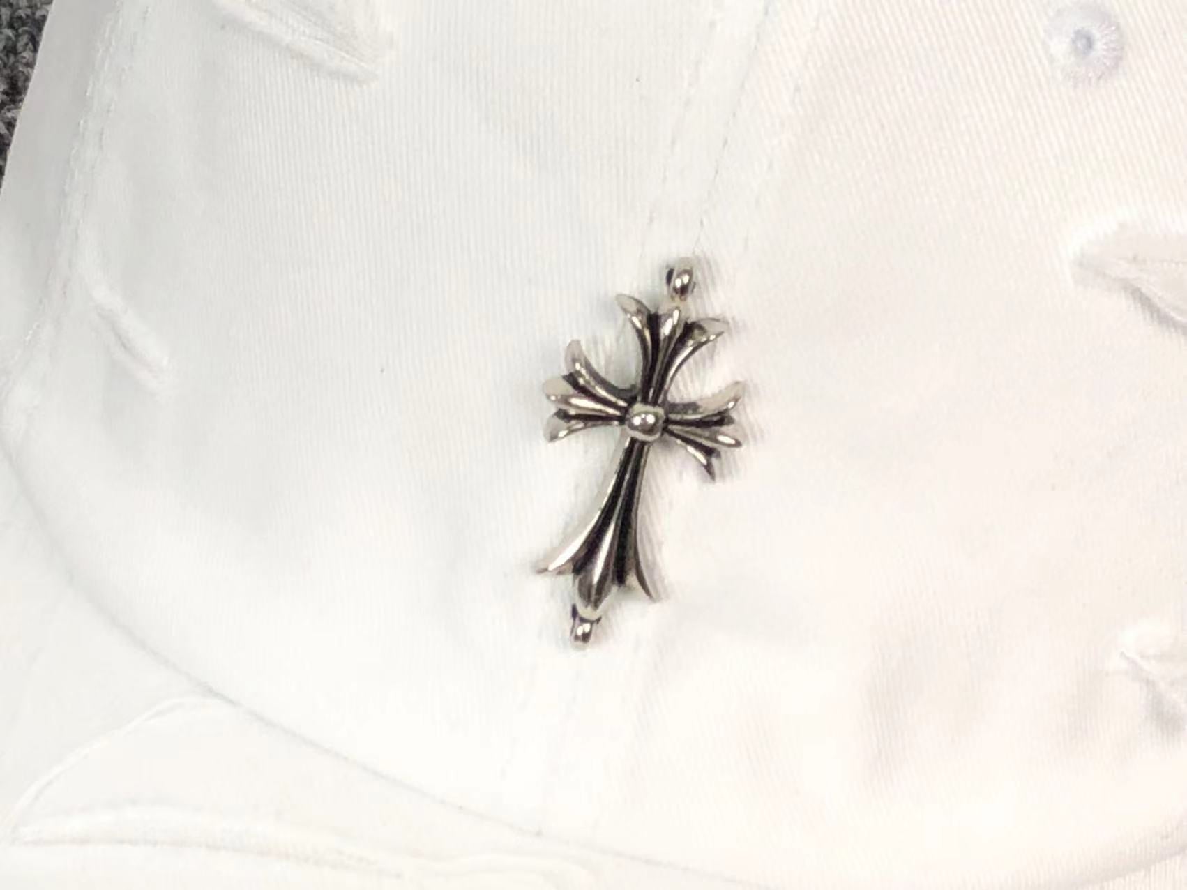 Metallic Cross Torn Fabric Baseball Cap™
