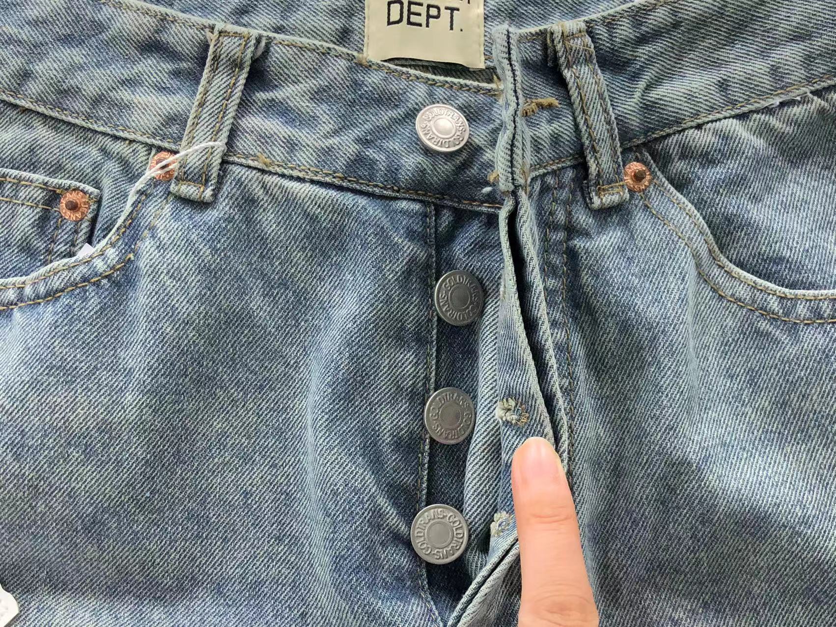 White Cross Patch Mixed-Denim Jeans™