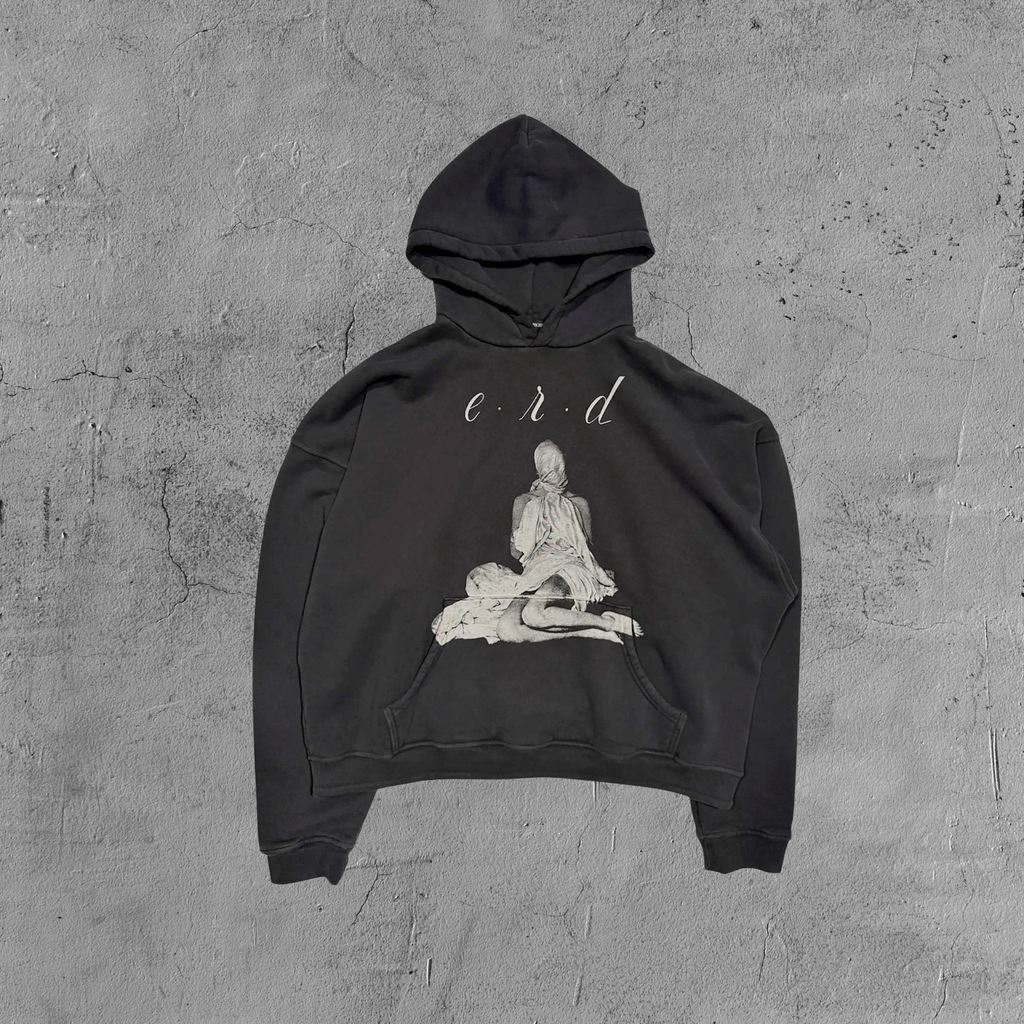 ER* Bound Figure Black Hoodie™