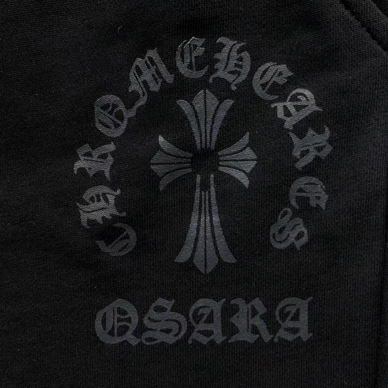 Cross Symbol Black Sweatshorts™