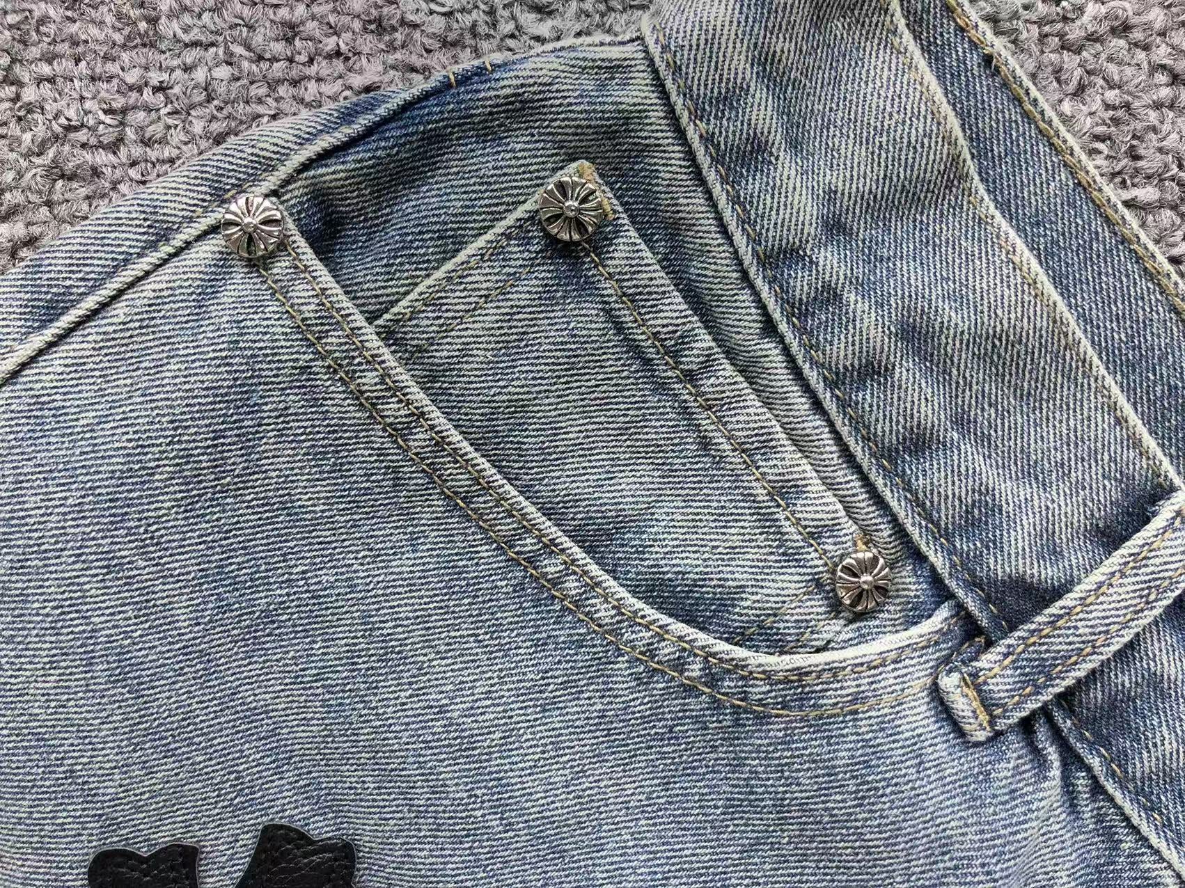 Black & White Cross Patch Light Denim Baggy Jeans™