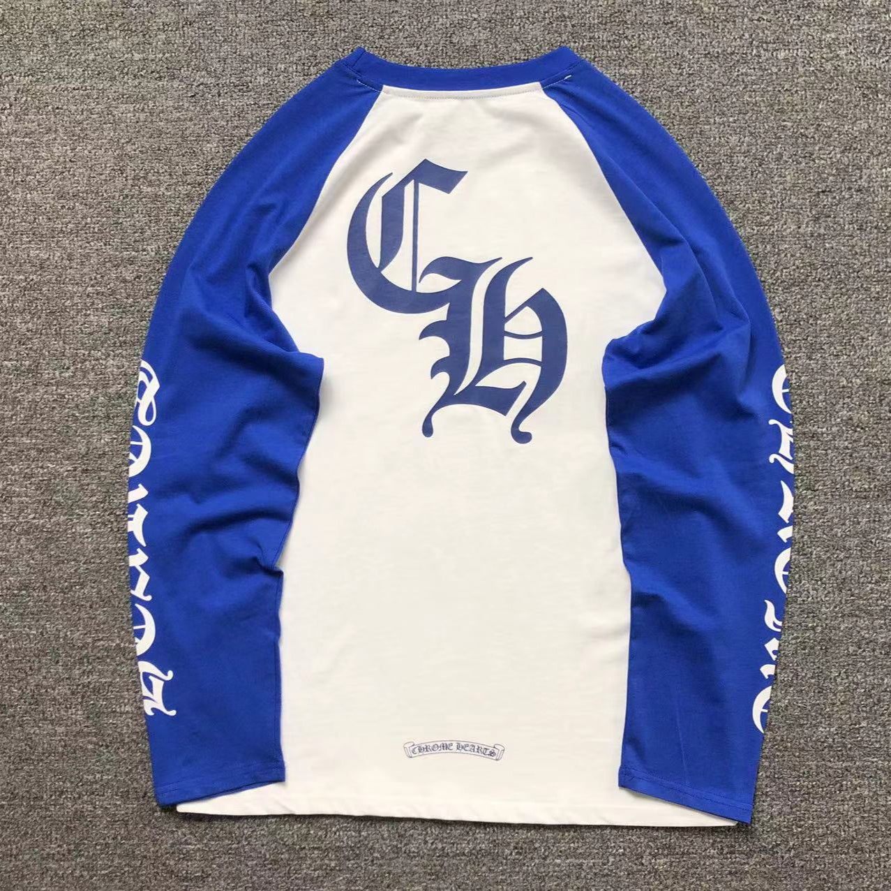 Blue Sleeve Horse Shoe Logo White Longsleeve™
