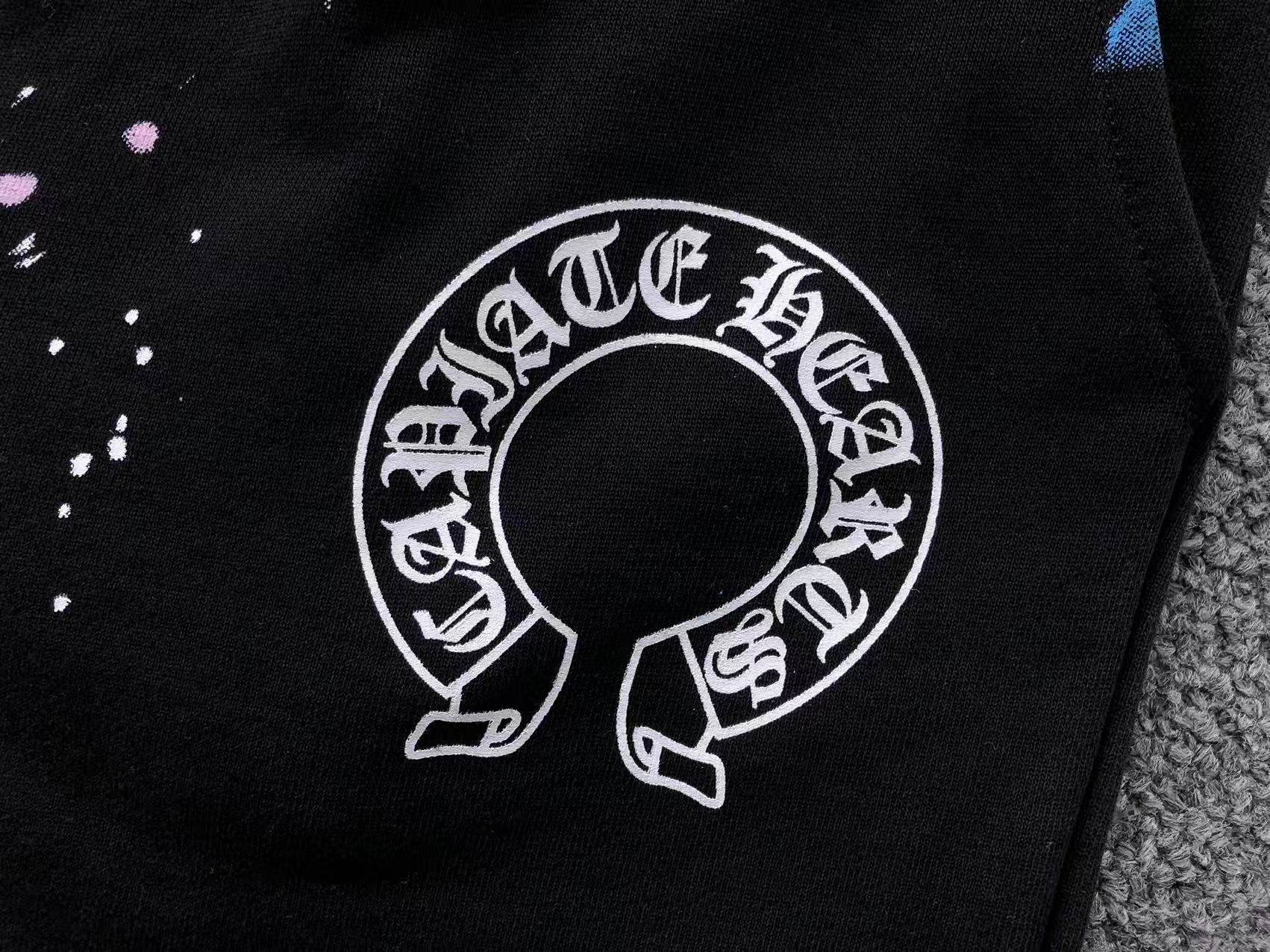 Paint Drip Horseshoe Logo Sweatshorts™