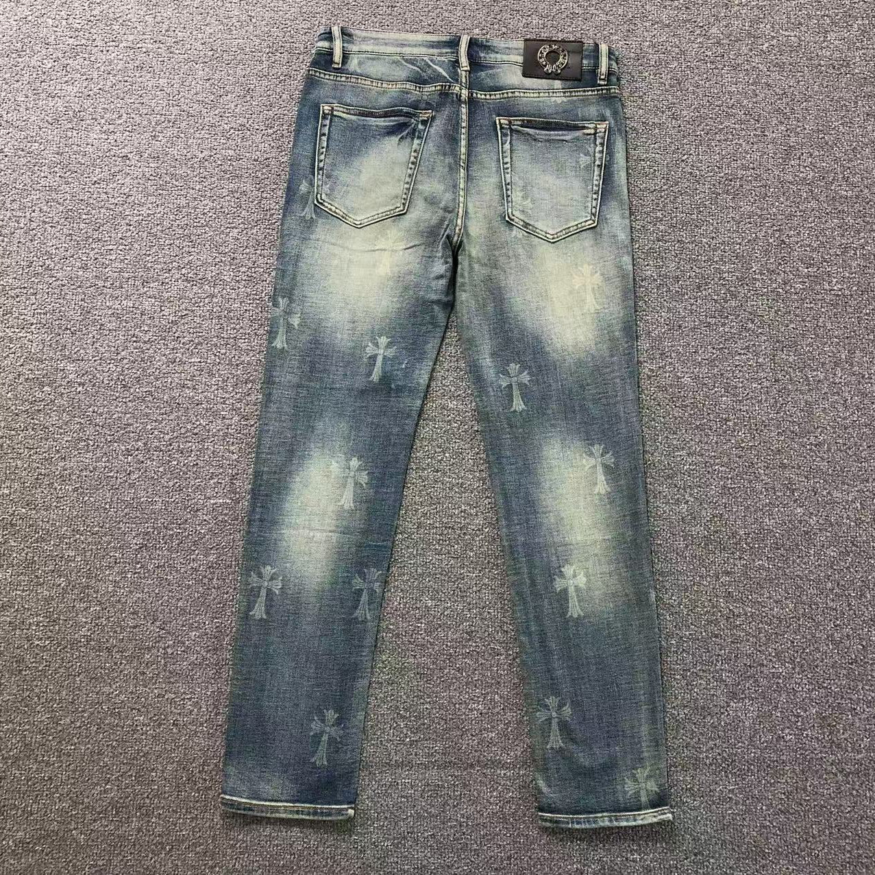 Faded Wash Cross Print Slim Fit Jeans™