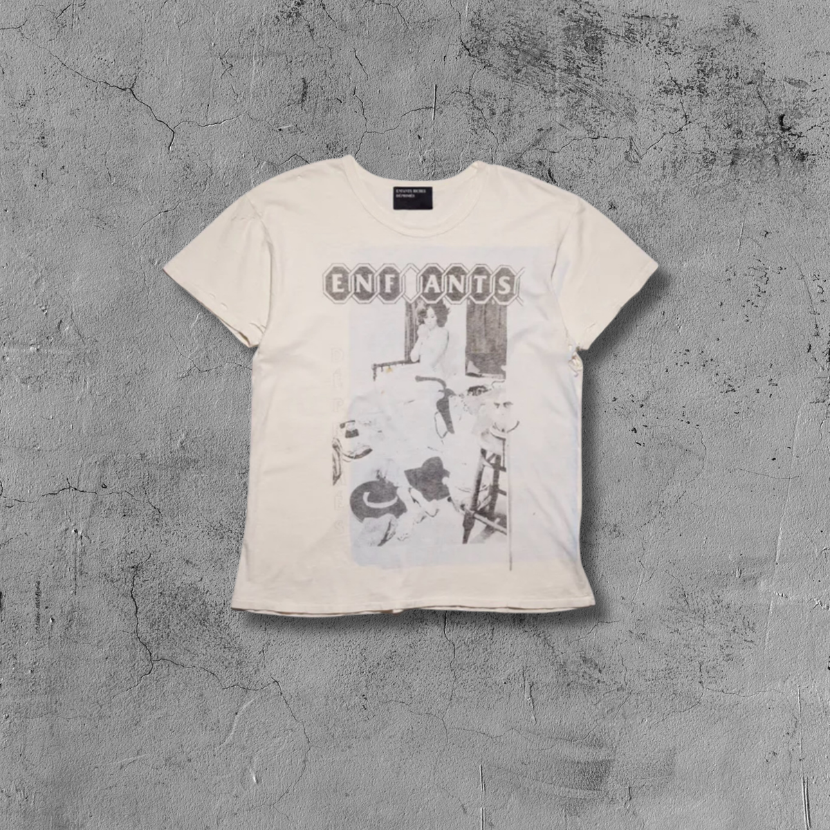 ER* Pale Photo Dirty White T-Shirt™