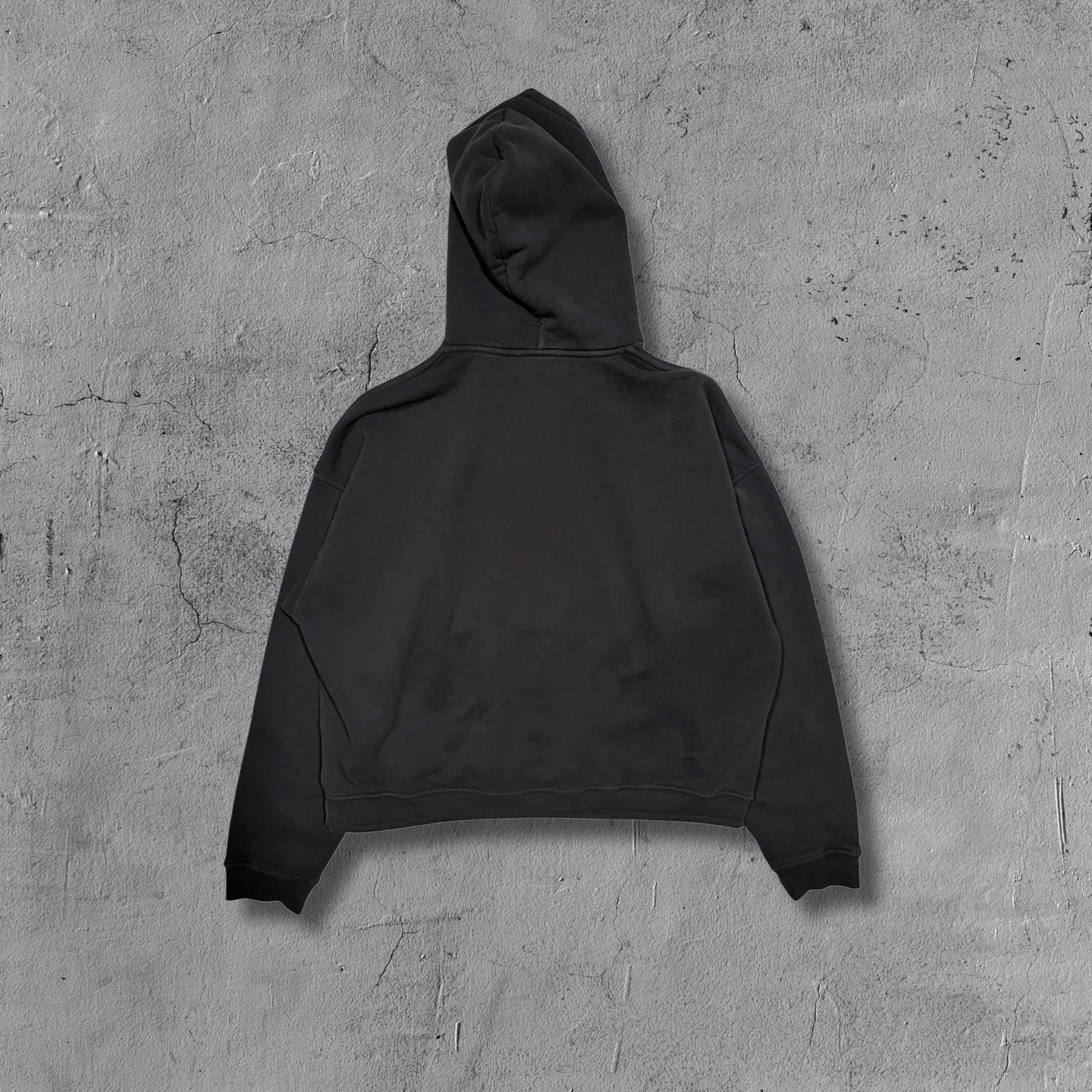 ER* Bound Figure Black Hoodie™
