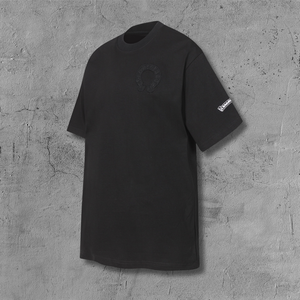 Tonal Horseshoe Black T-Shirt™