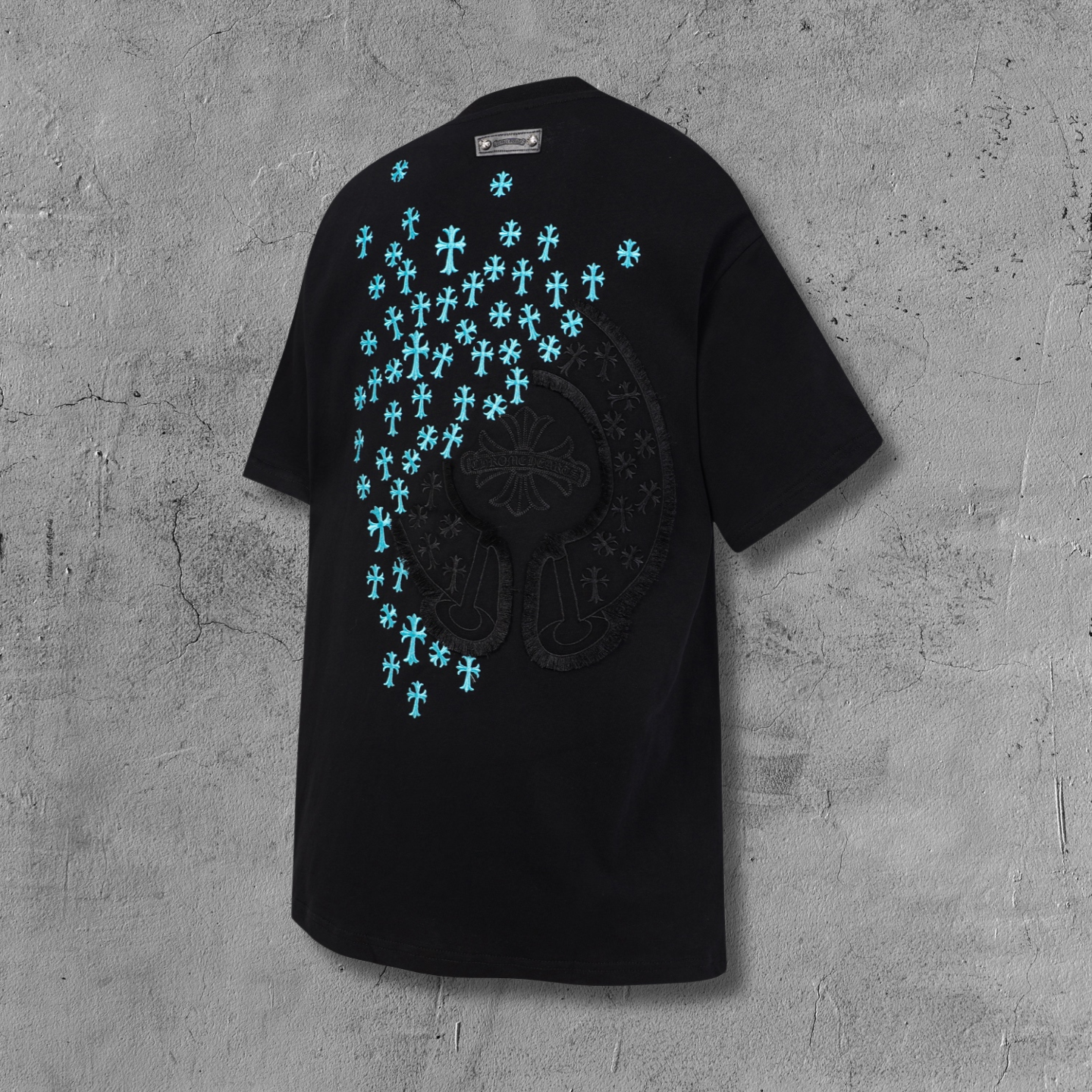 Turquoise Cross Scatter Black T-Shirt™