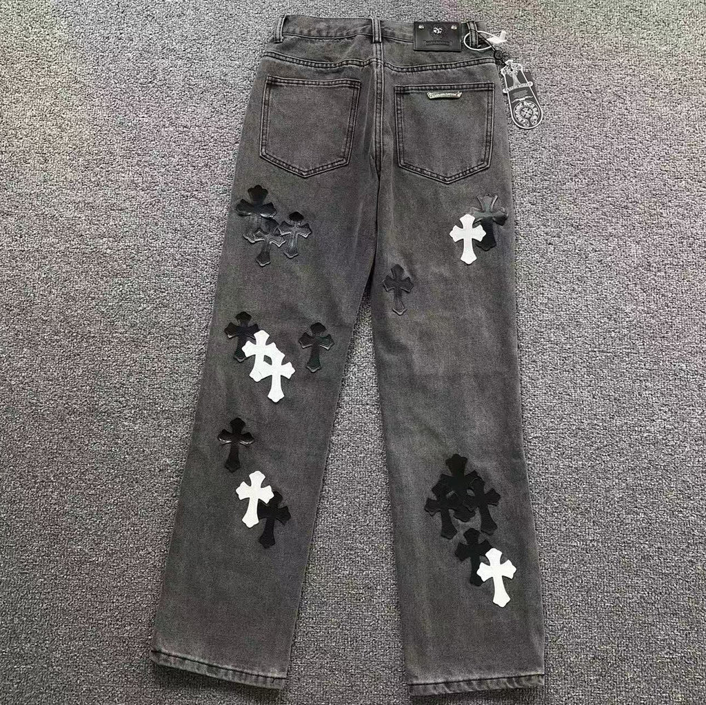 Black & White Cross Patch Fleurknee Dark Grey Jeans™