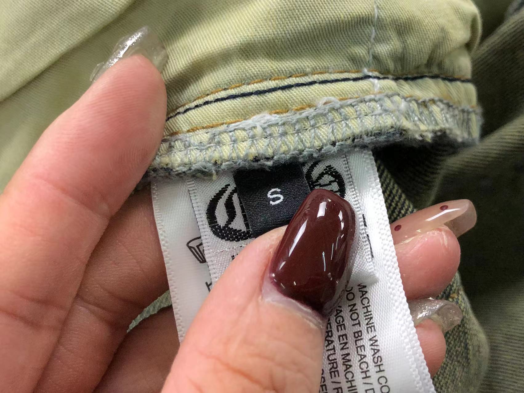 Washed Frayed Cross Patch Jeans™