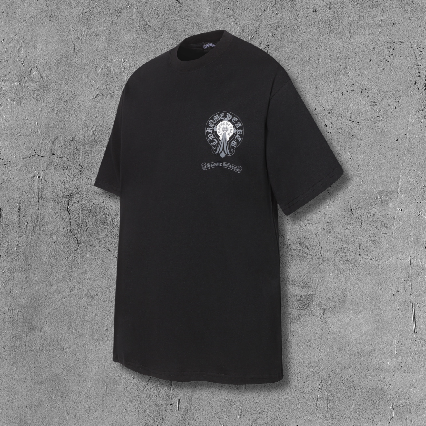 Framed Horseshoe Cross Black T-Shirt™