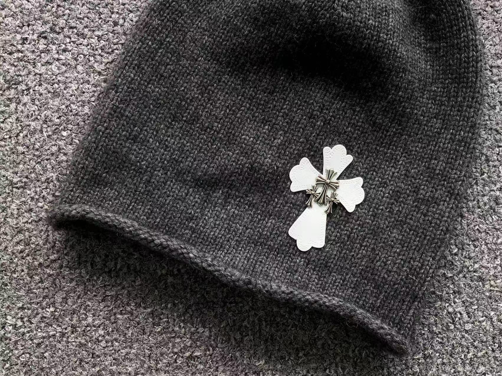 Leather & Metallic Cross Knit Beanie™