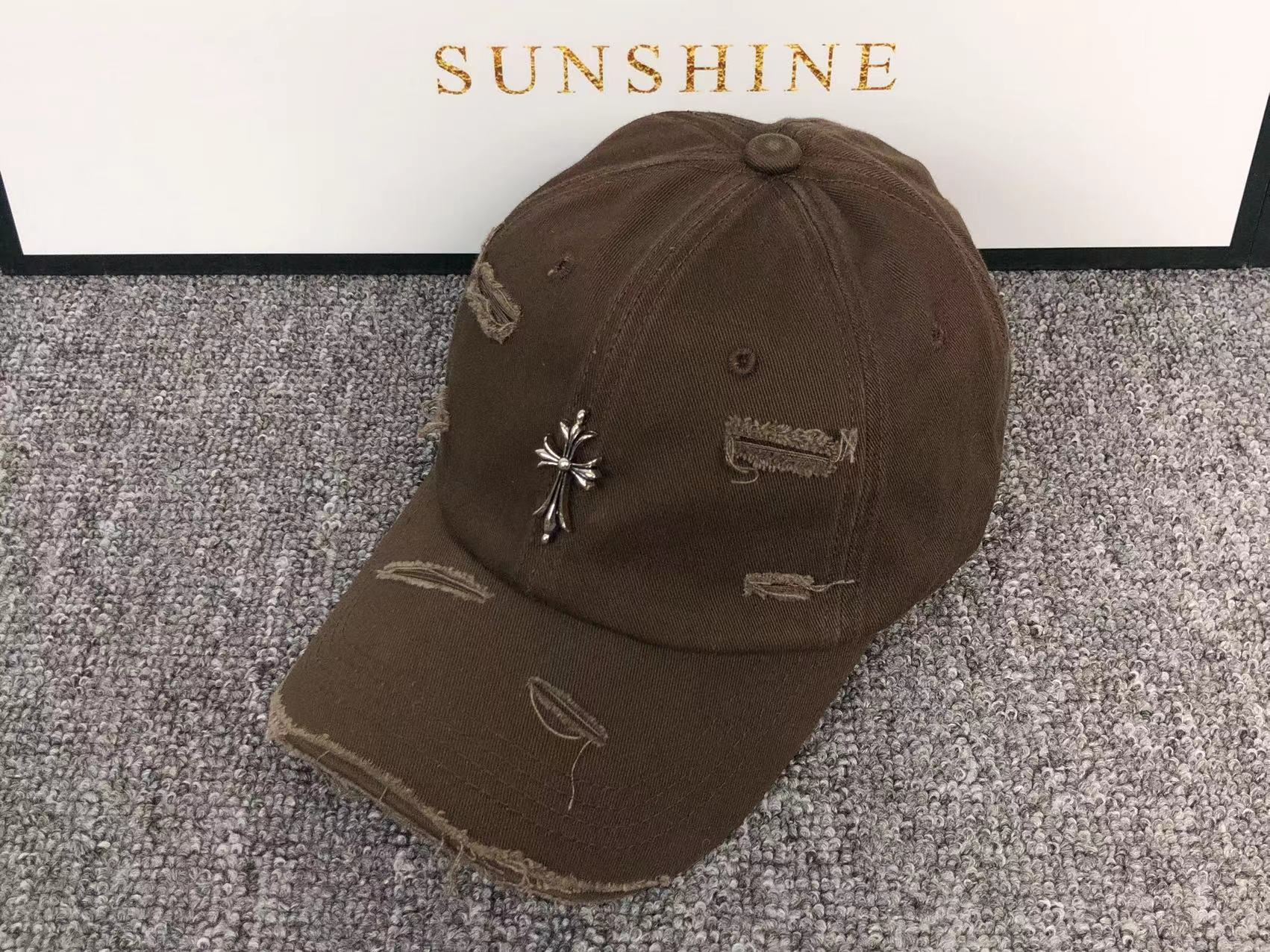 Metallic Cross Torn Fabric Baseball Cap™