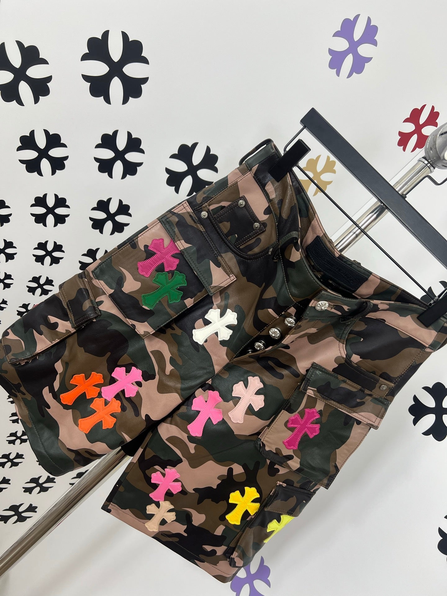 Multicolor Crosses Camo Shorts™
