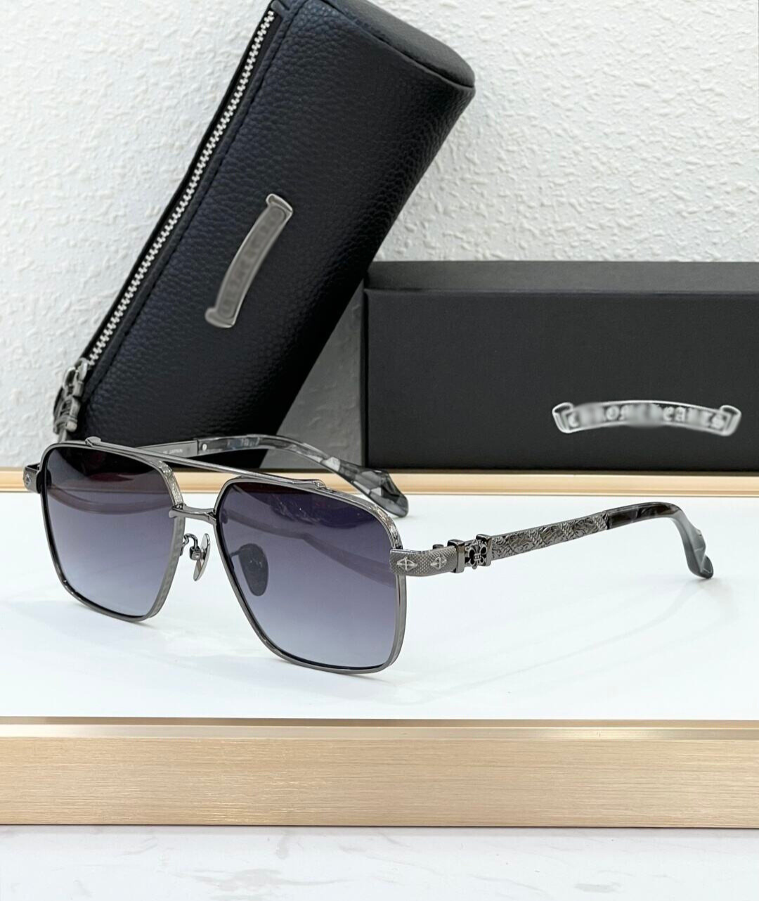 CH8309 Glasses