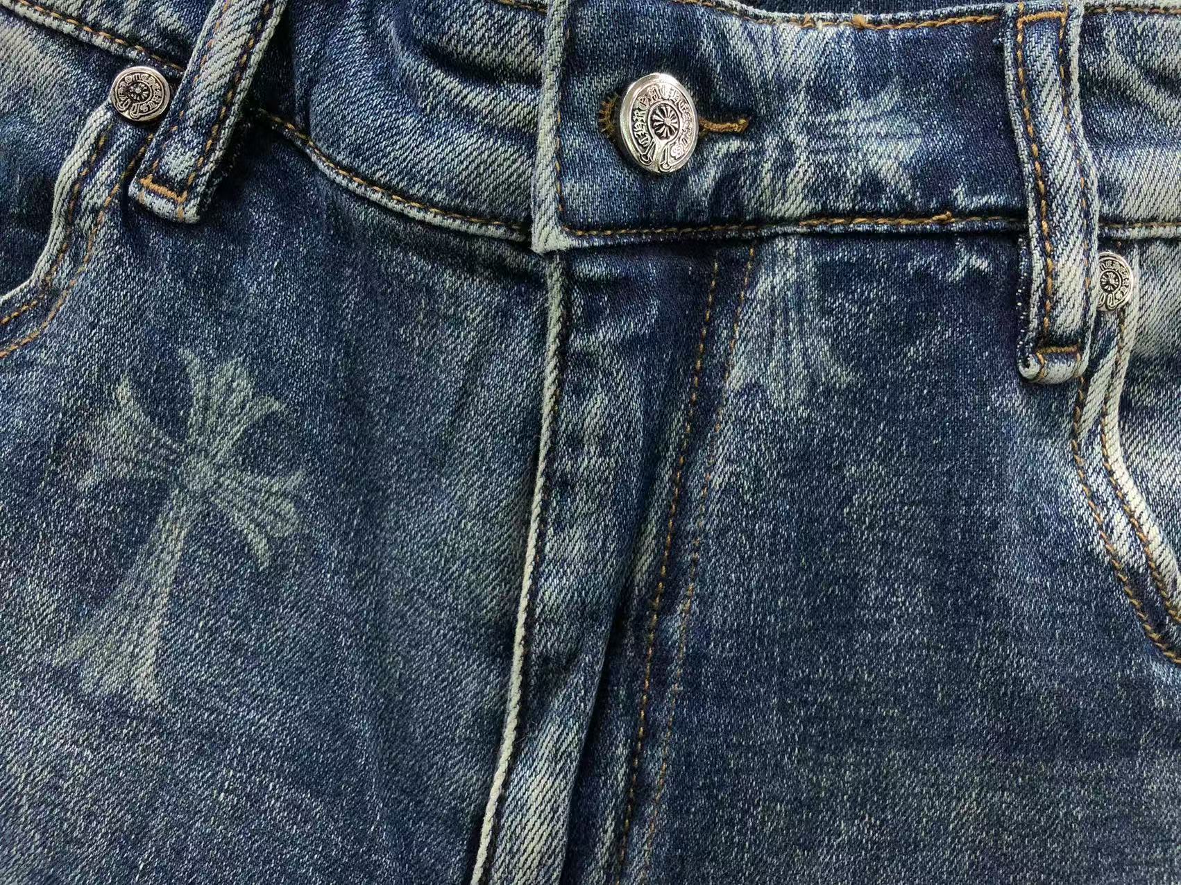 Faded Wash Cross Print Slim Fit Jeans™
