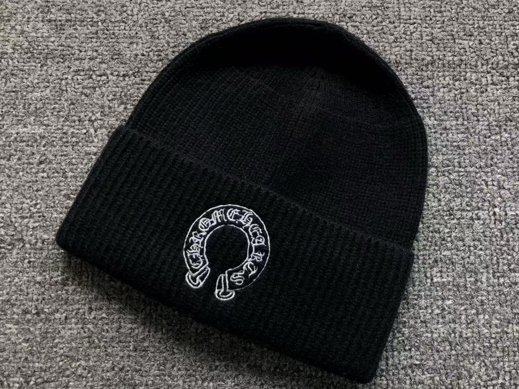 Horse Shoe Logo Wool Beanie™