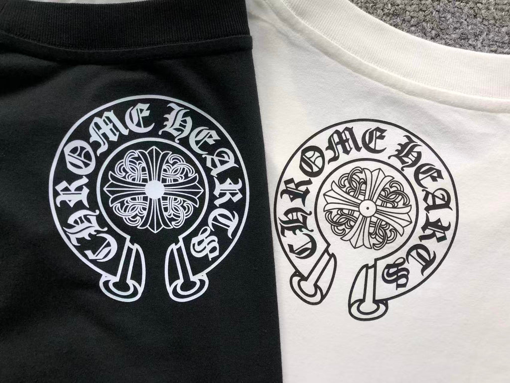 Dagger Crest Pocket White/Black T-Shirt™