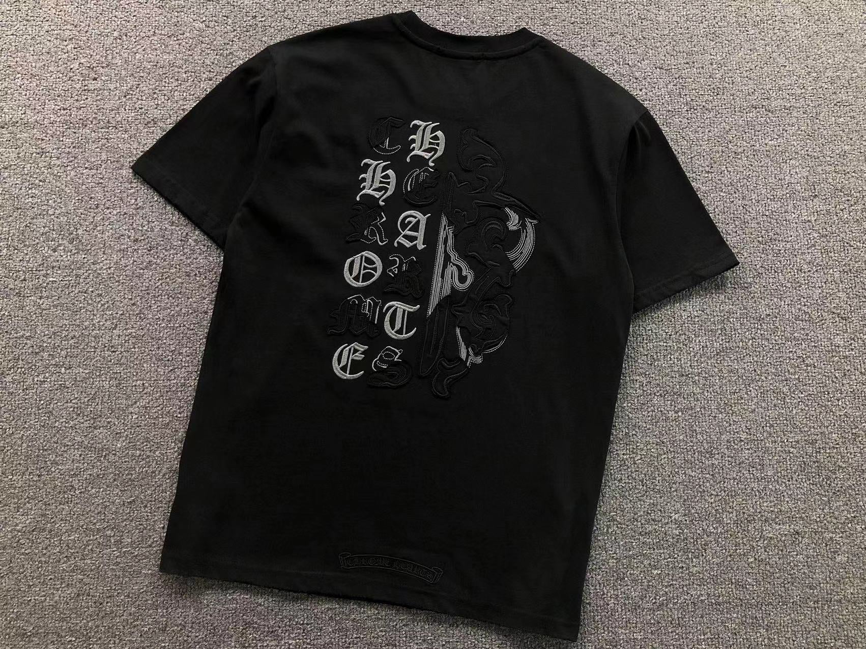 Messy Typography T-Shirt™