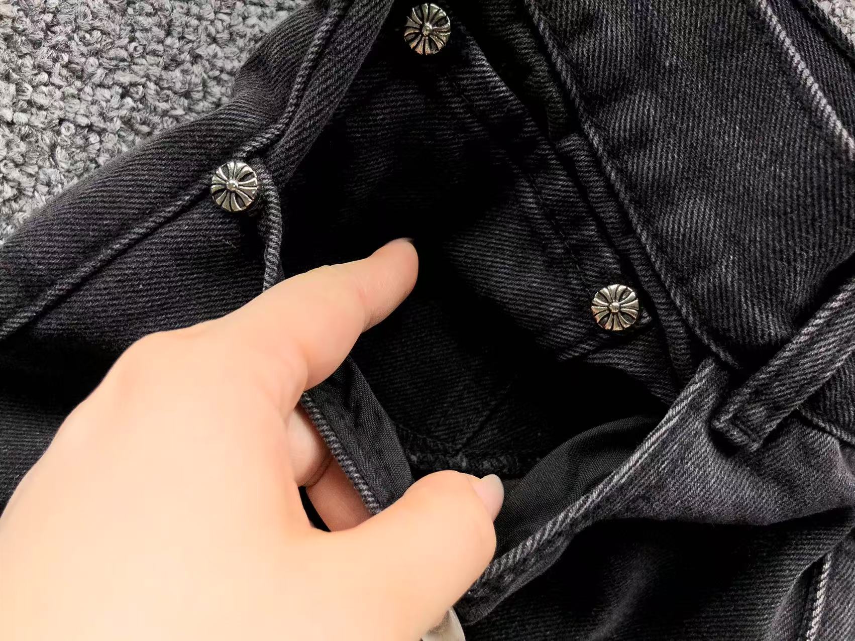 Blue Cross Patch Black Baggy Jeans™