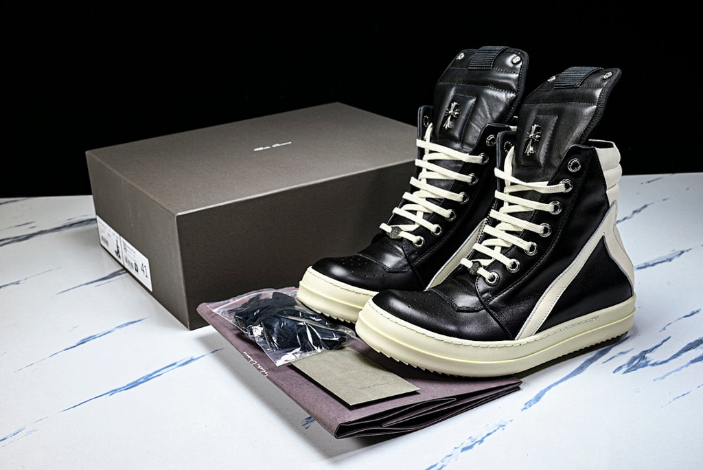 R.O Chrome Dagger Geobasket Black Milk