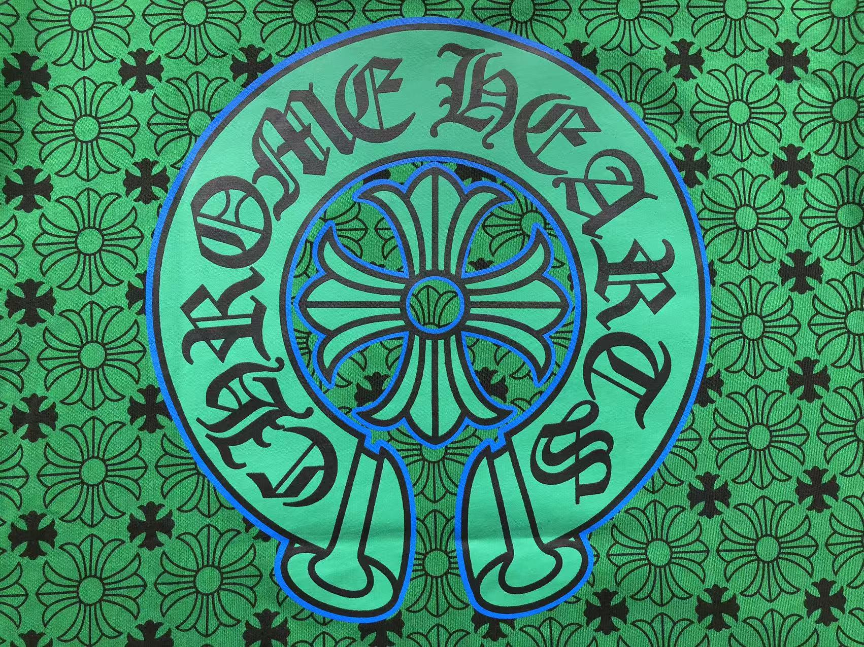 Cross Pattern Green T-Shirt™
