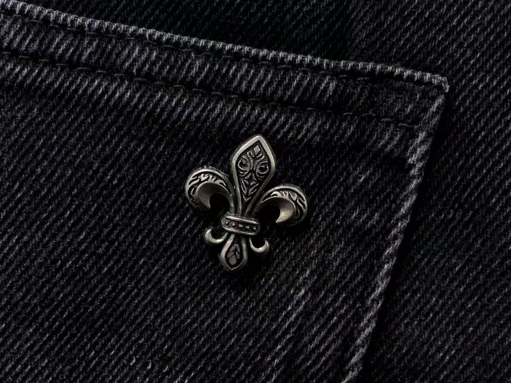 Faded Black Fleur De Lis Baggy Jeans™