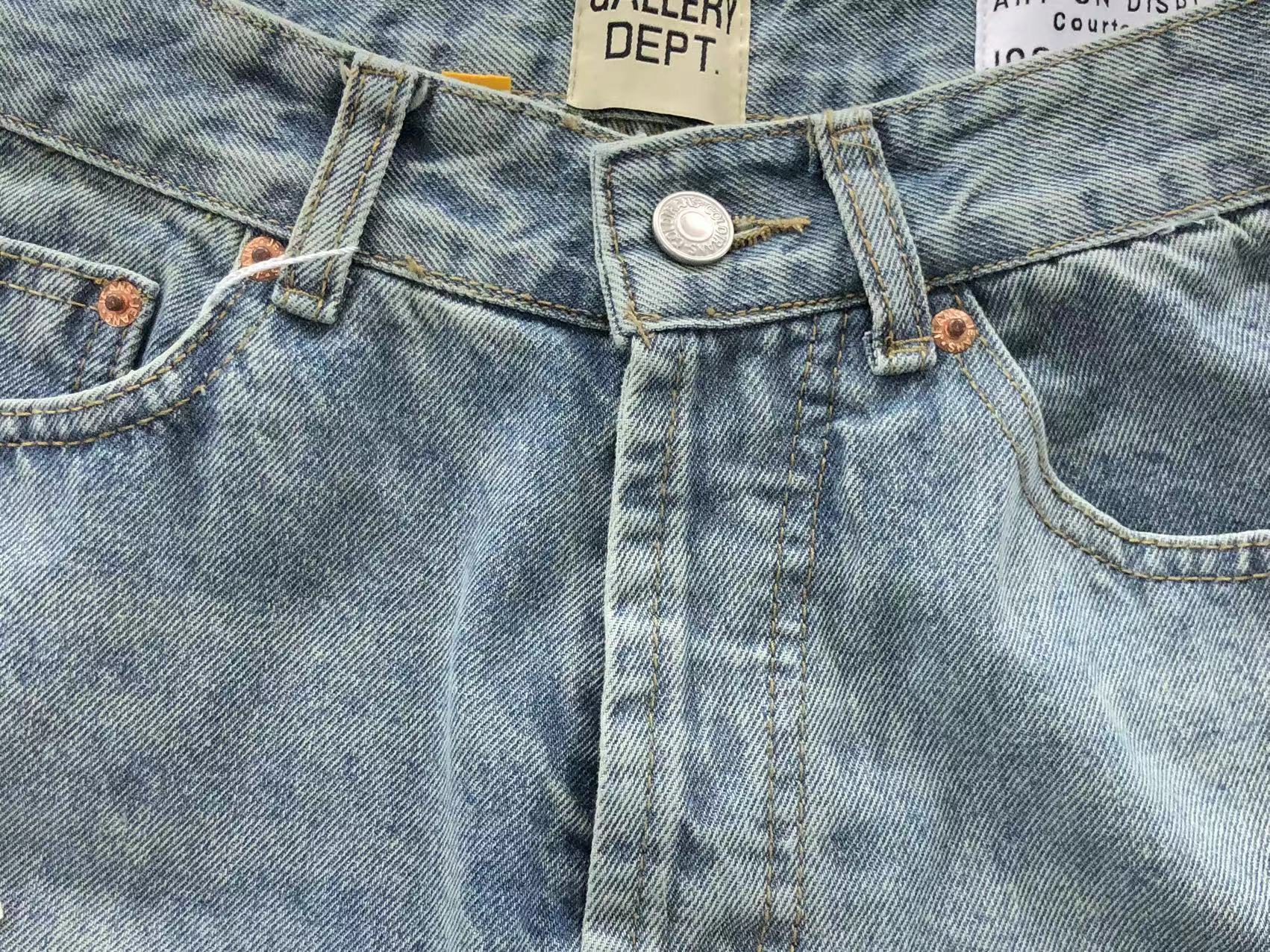 White Cross Patch Mixed-Denim Jeans™