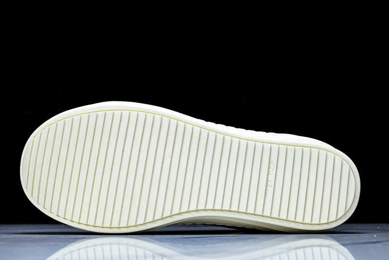 Vintage Low "Milk" Sneakers