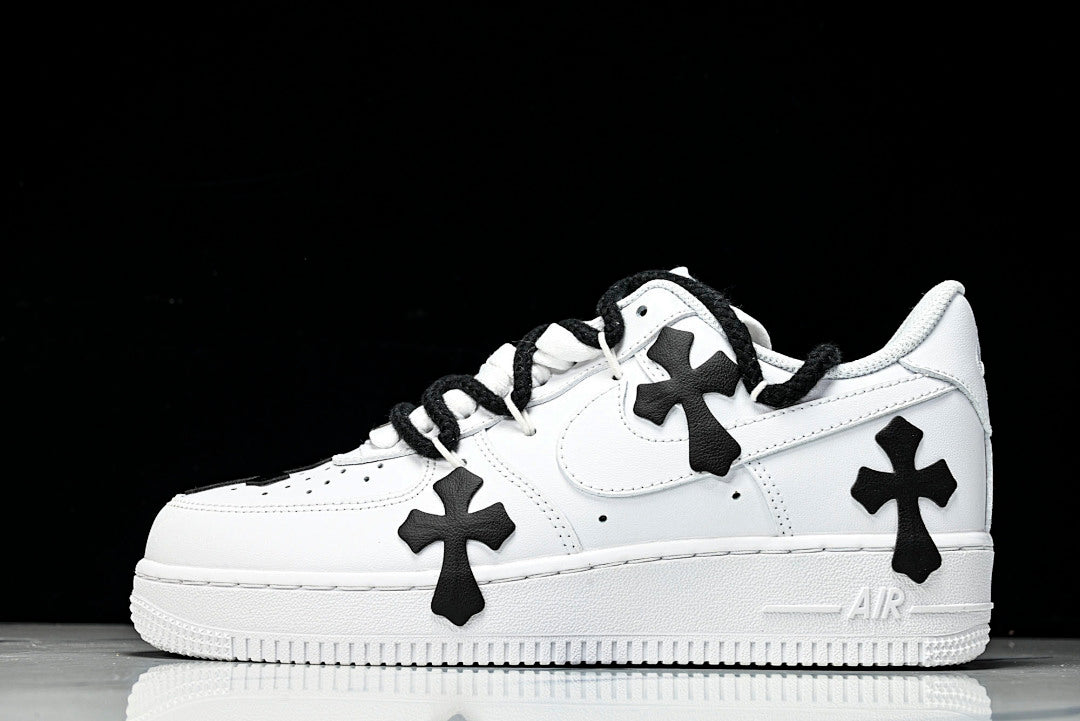 Black Crosses White AF1™